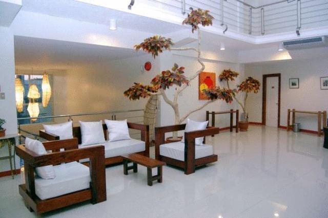 Hôtel Ilocos Rosewell Extérieur photo