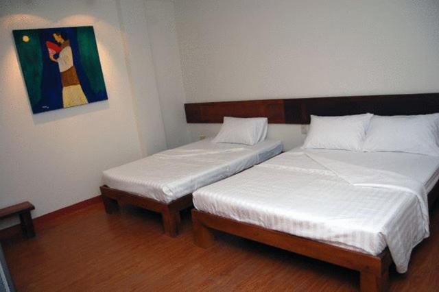 Hôtel Ilocos Rosewell Chambre photo